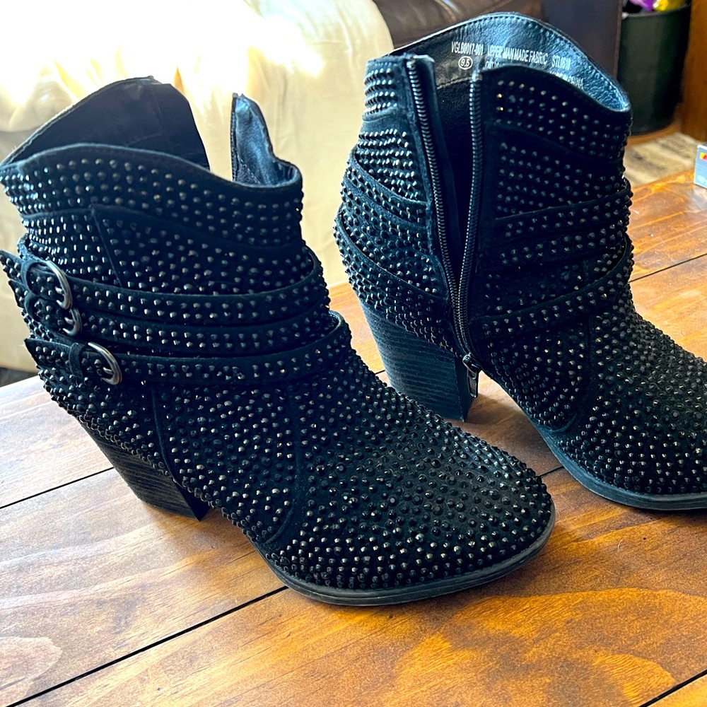 Black rhinestone heel boots
